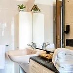 Paramount Guest house