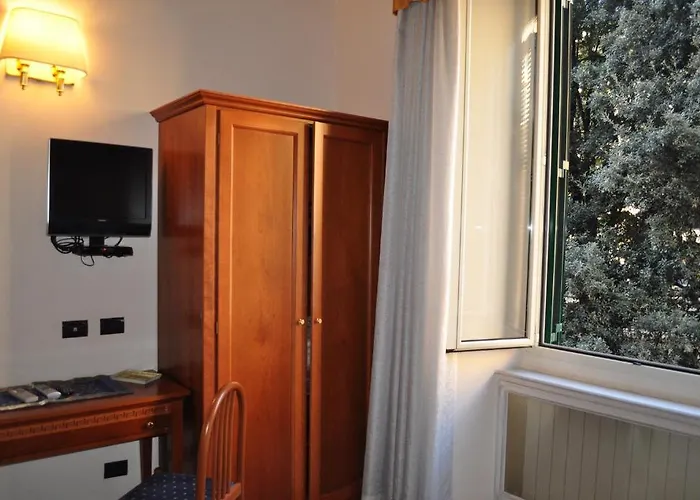 ゲストハウス パラマウント 5*