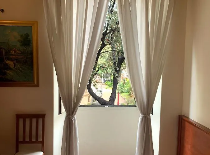 パラマウント ゲストハウス ローマ